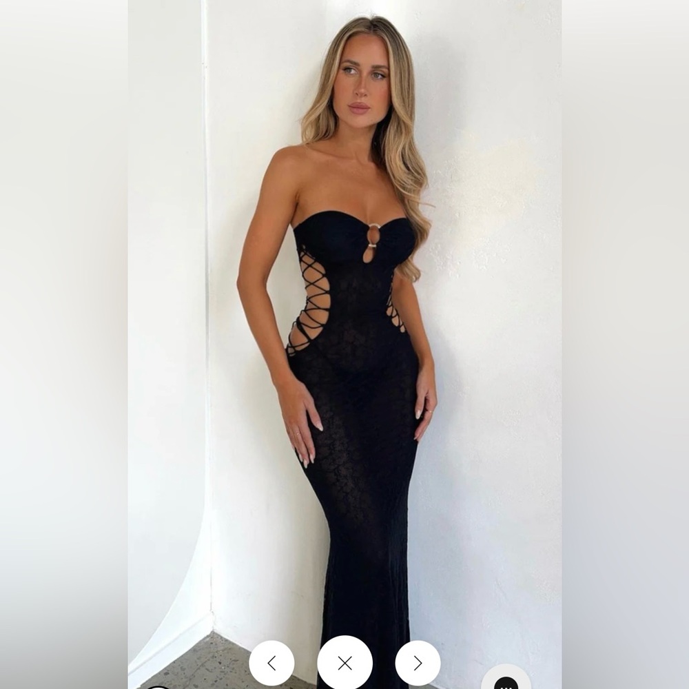 OUTCAST DRESS